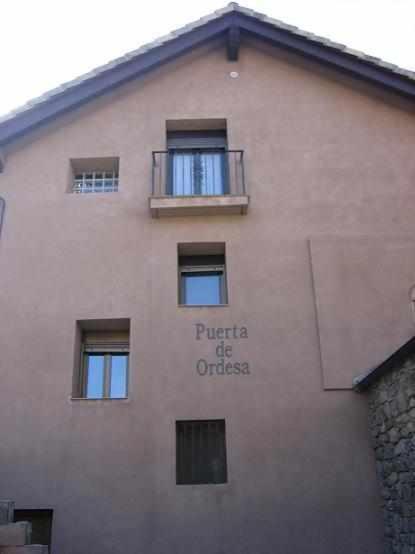 Apartamentos Puerta De Ordesa Laspuña Buitenkant foto